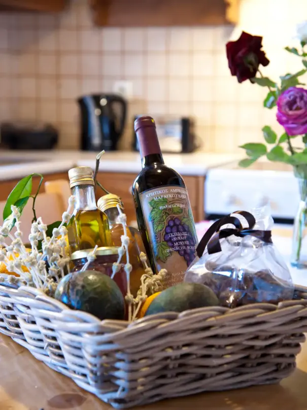 villa welcome basket